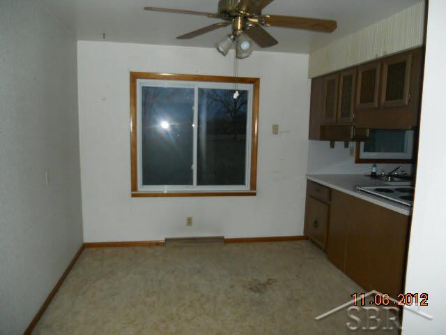 8873 State Millington, MI 48746 - Photo 3 of 8 20324680-2.JPG