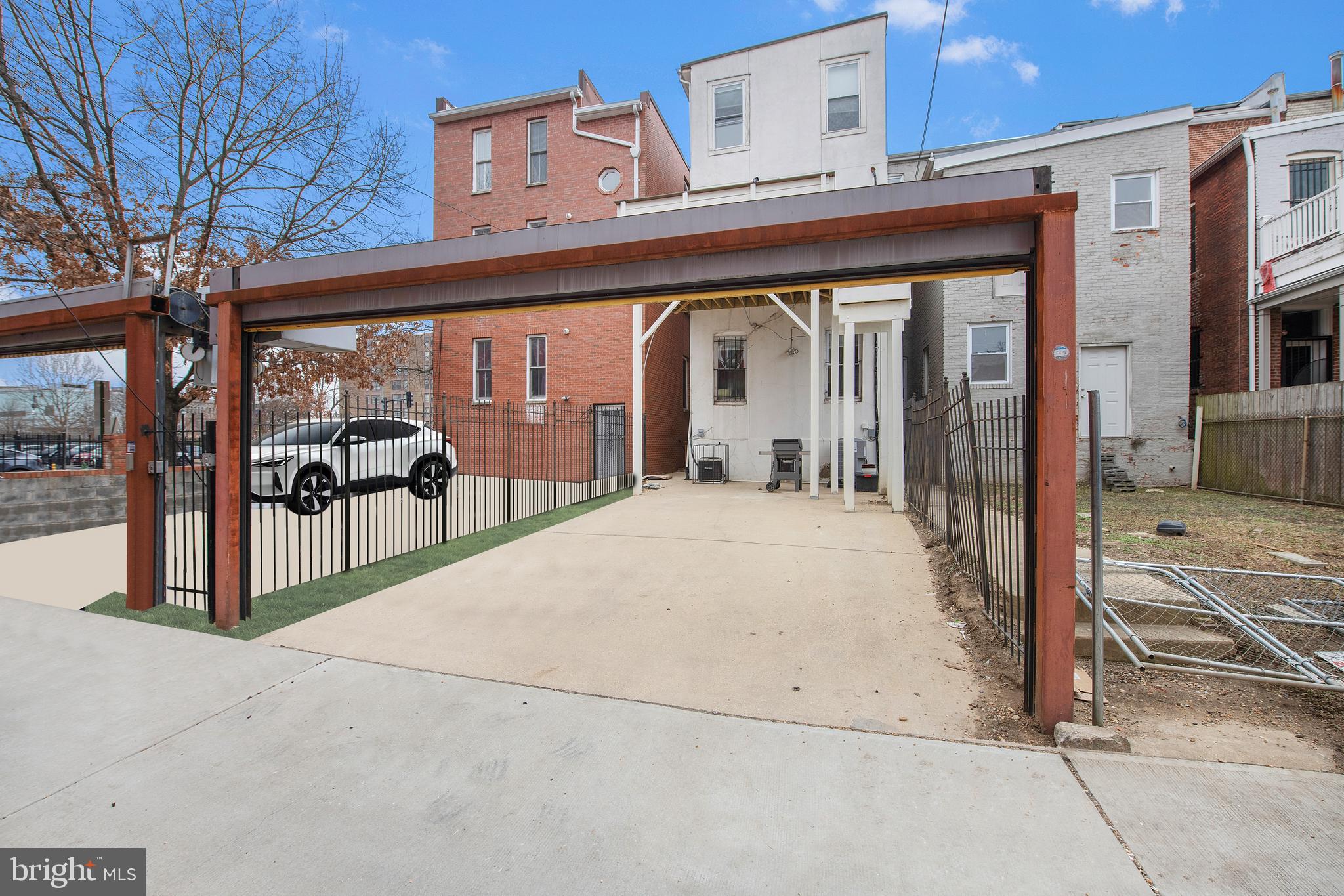 903 R Street Northwest, Unit 1 Washington, DC 20001 - Photo 32 of 32 a view of a building with a outdoor space
