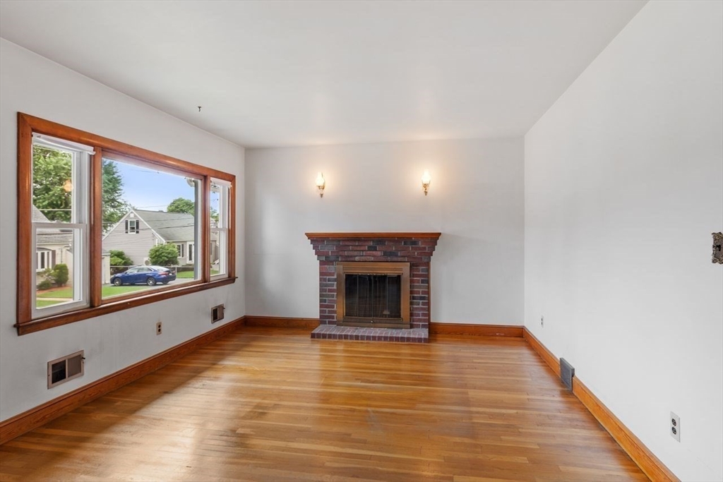 20 Greenwood Road Peabody, MA 01960 - Photo 12 of 42 Gallery Image 12