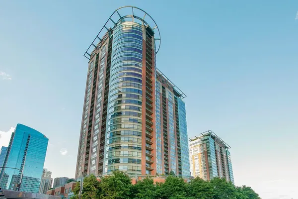 $3,000,000 | 415 East North Water Street, Unit 3205, Chicago, IL 60611