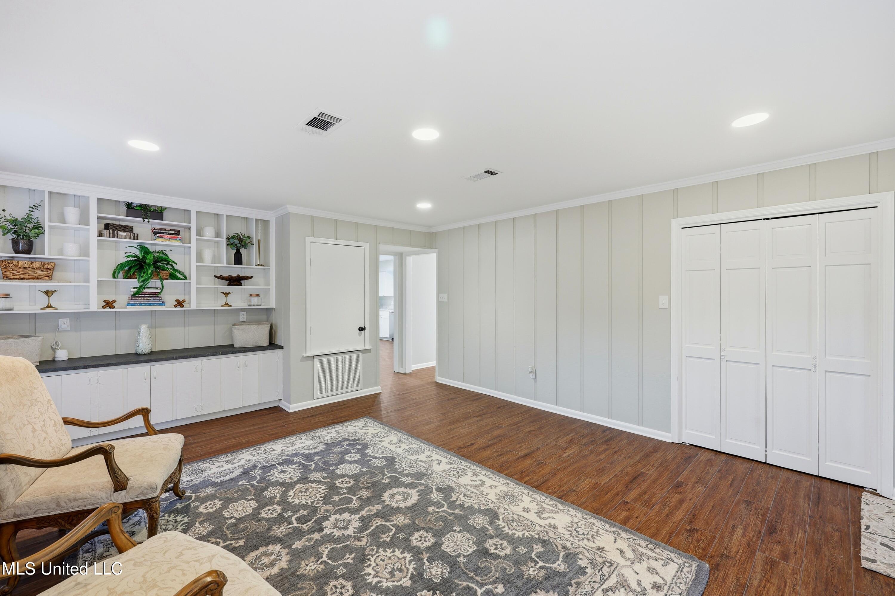 2040 Brecon Drive Jackson, MS 39211 - Photo 17 of 62 2040 Brecon Dr \ Home Tours MS (27)