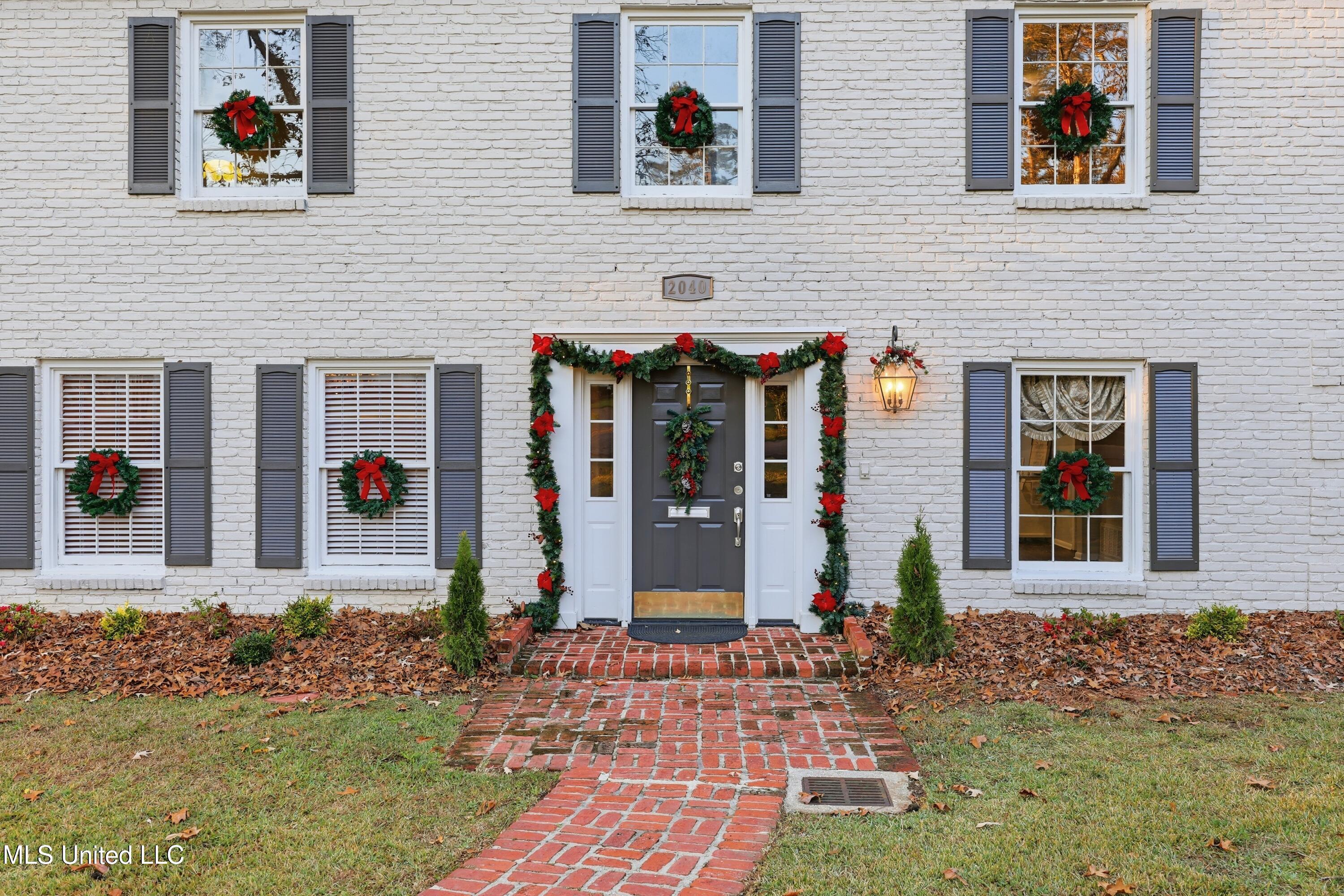 2040 Brecon Drive Jackson, MS 39211 - Photo 3 of 62 2040 Brecon Dr \ Home Tours MS (2)