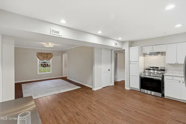 $367,200 | 2040 Brecon Drive, Jackson, MS 39211