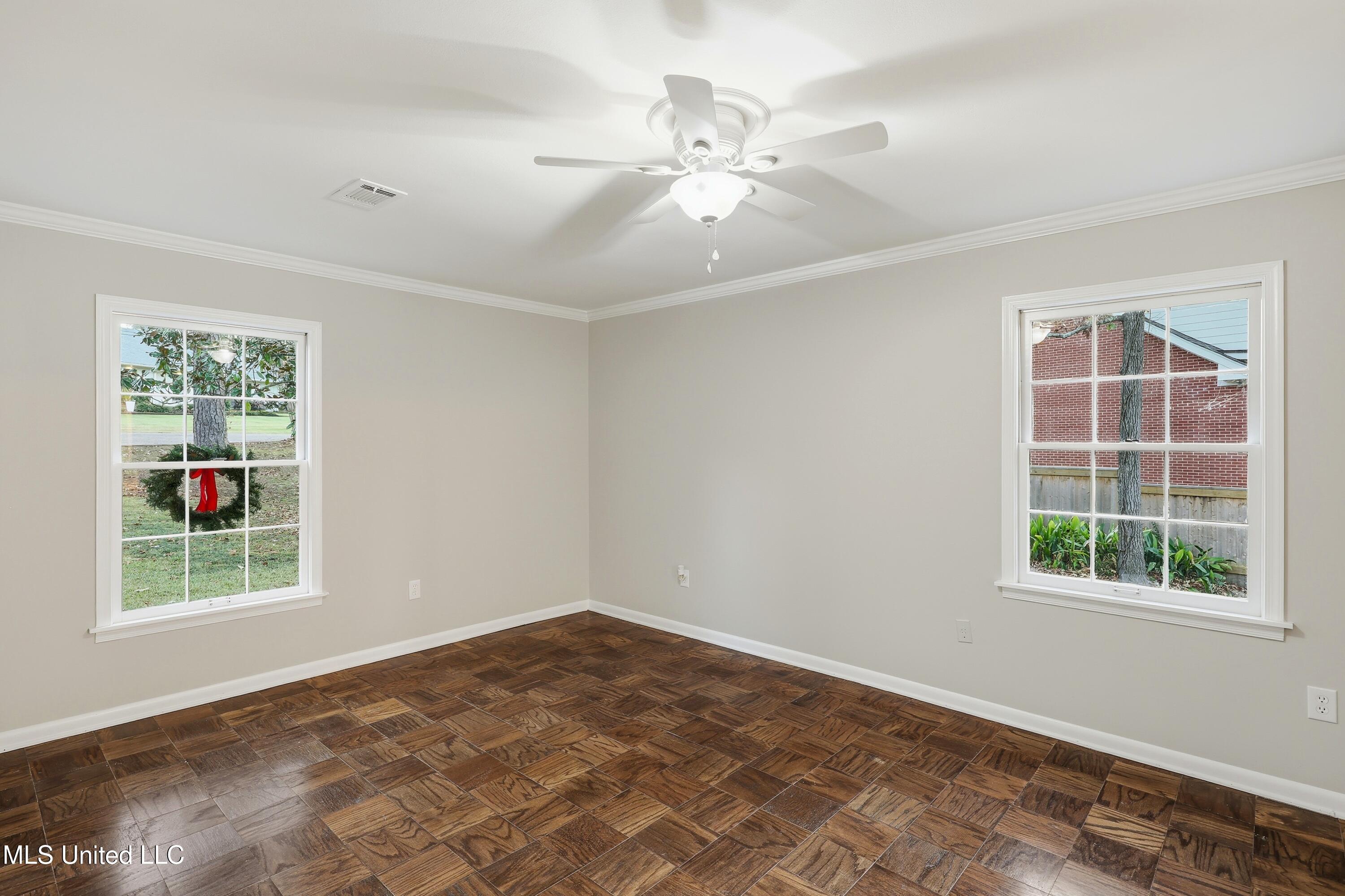 2040 Brecon Drive Jackson, MS 39211 - Photo 39 of 62 2040 Brecon Dr \ Home Tours MS (29)