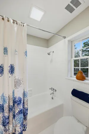 $367,200 | 2040 Brecon Drive, Jackson, MS 39211