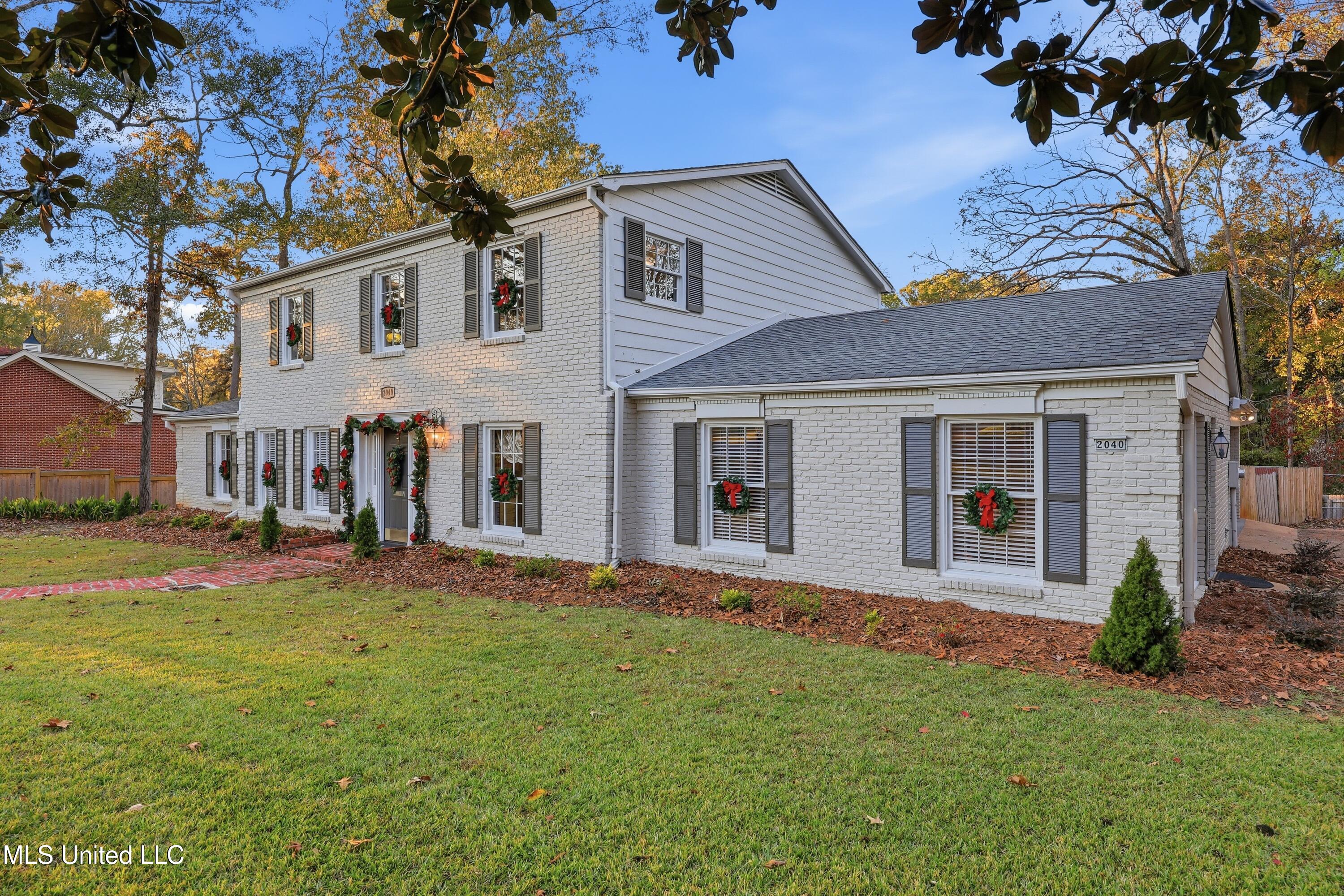 2040 Brecon Drive Jackson, MS 39211 - Photo 4 of 62 2040 Brecon Dr \ Home Tours MS (3)