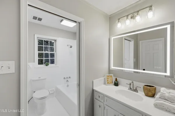 $367,200 | 2040 Brecon Drive, Jackson, MS 39211