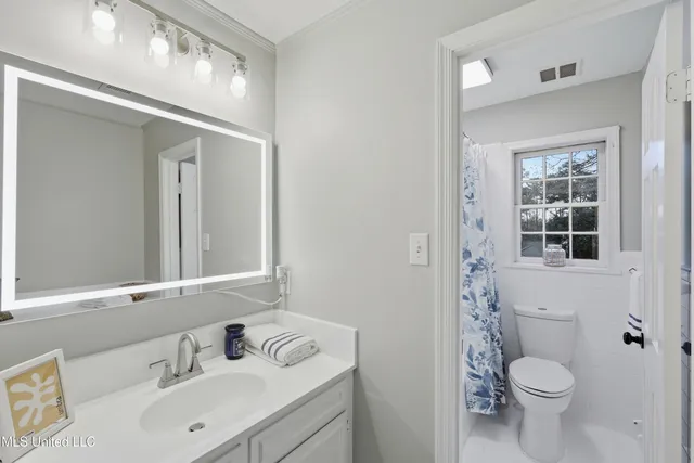 $389,000 | 2040 Brecon Drive, Jackson, MS 39211