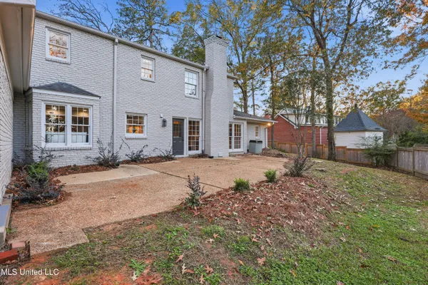$367,200 | 2040 Brecon Drive, Jackson, MS 39211