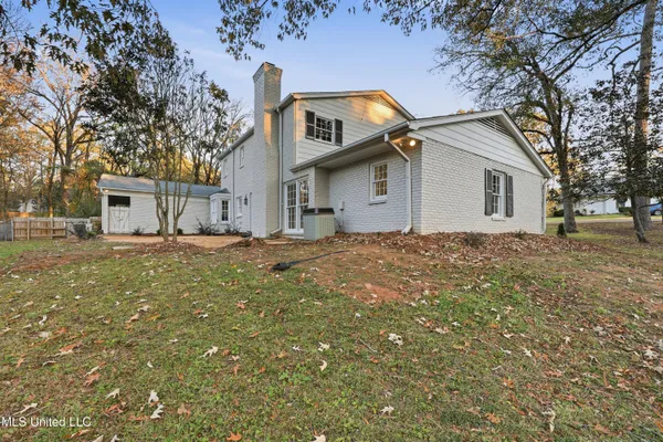 $367,200 | 2040 Brecon Drive, Jackson, MS 39211