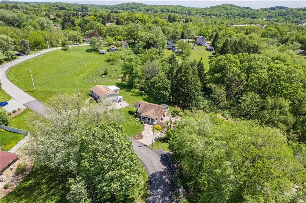 430 Clements Road Pittsburgh, PA 15239 - Photo 28 of 31 Gallery Image 28