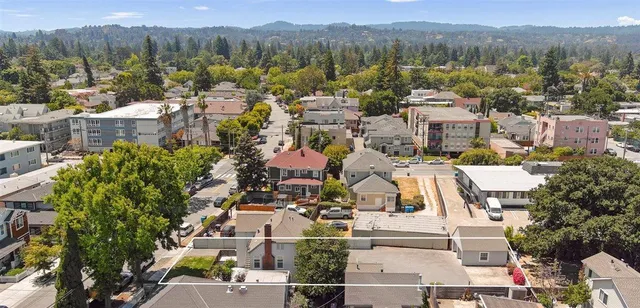 $1,888,000 | 315 Grand Boulevard, San Mateo, CA 94401