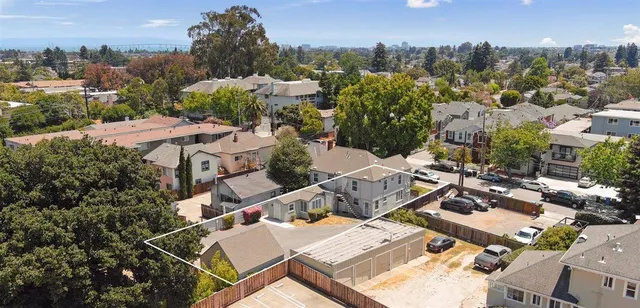 $1,888,000 | 315 Grand Boulevard, San Mateo, CA 94401