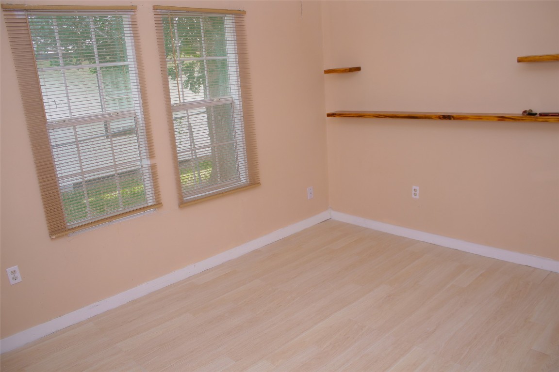 1310 4th Street Rosenberg, TX 77471 - Photo 4 of 23