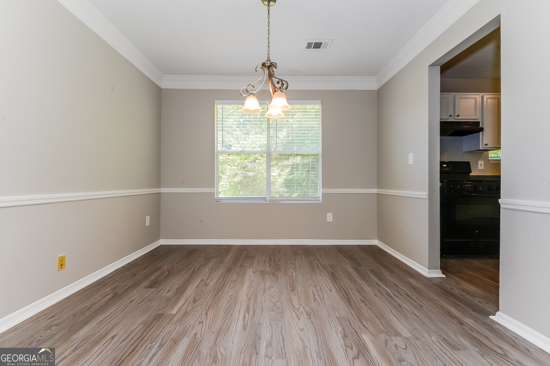 2457 Northmill Lane Decatur, GA 30035 - Photo 4 of 17