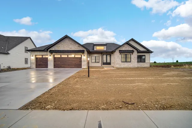 $819,900 | 9864 Switch Grass Lane, St. John, IN 46373