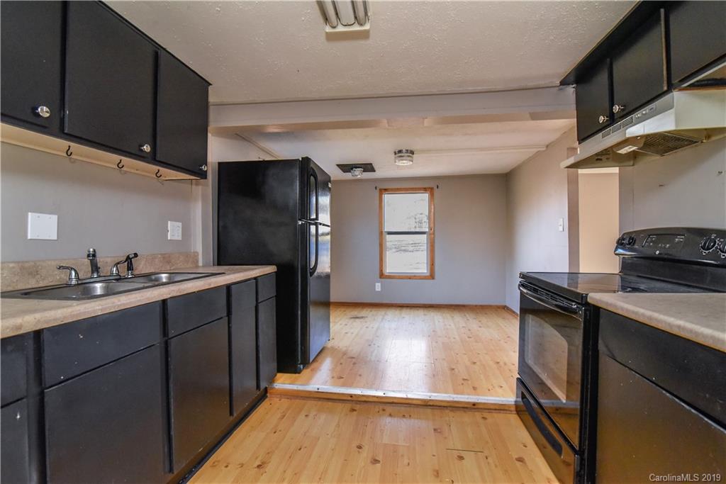 161 Jolly Road Old Fort, NC 28762 - Photo 9 of 22 Gallery Image 9