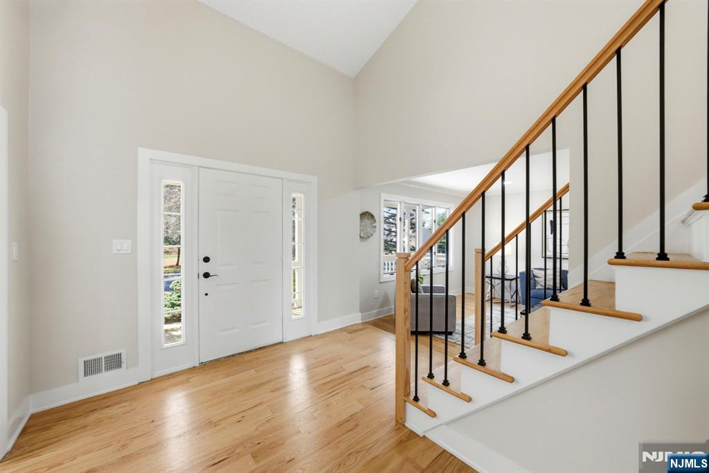 34 Knob Hill Road Morganville, NJ 07751 - Photo 5 of 50 a view of an entryway with wooden floor