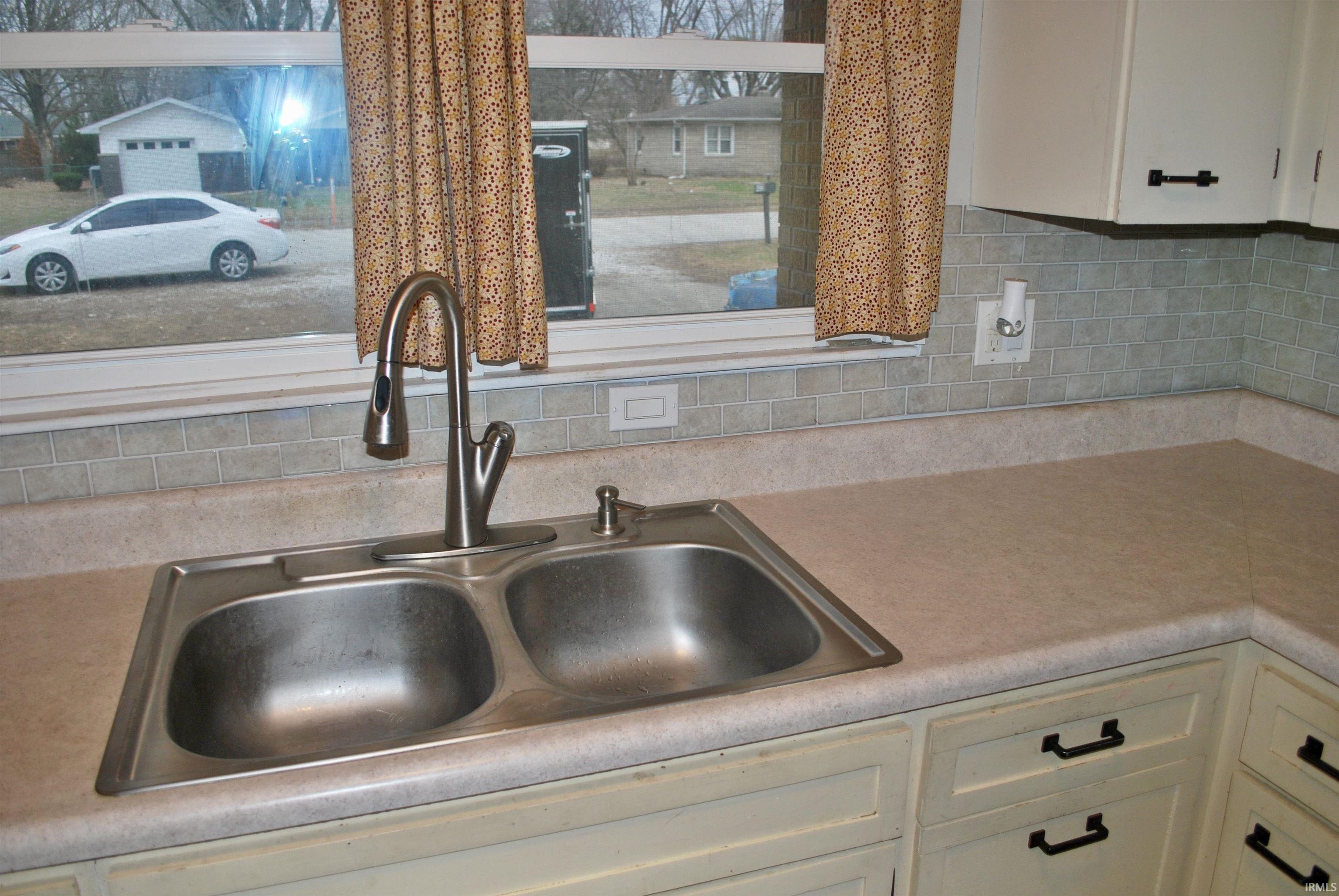 4413 Alan Place Terre Haute, IN 47802 - Photo 17 of 28