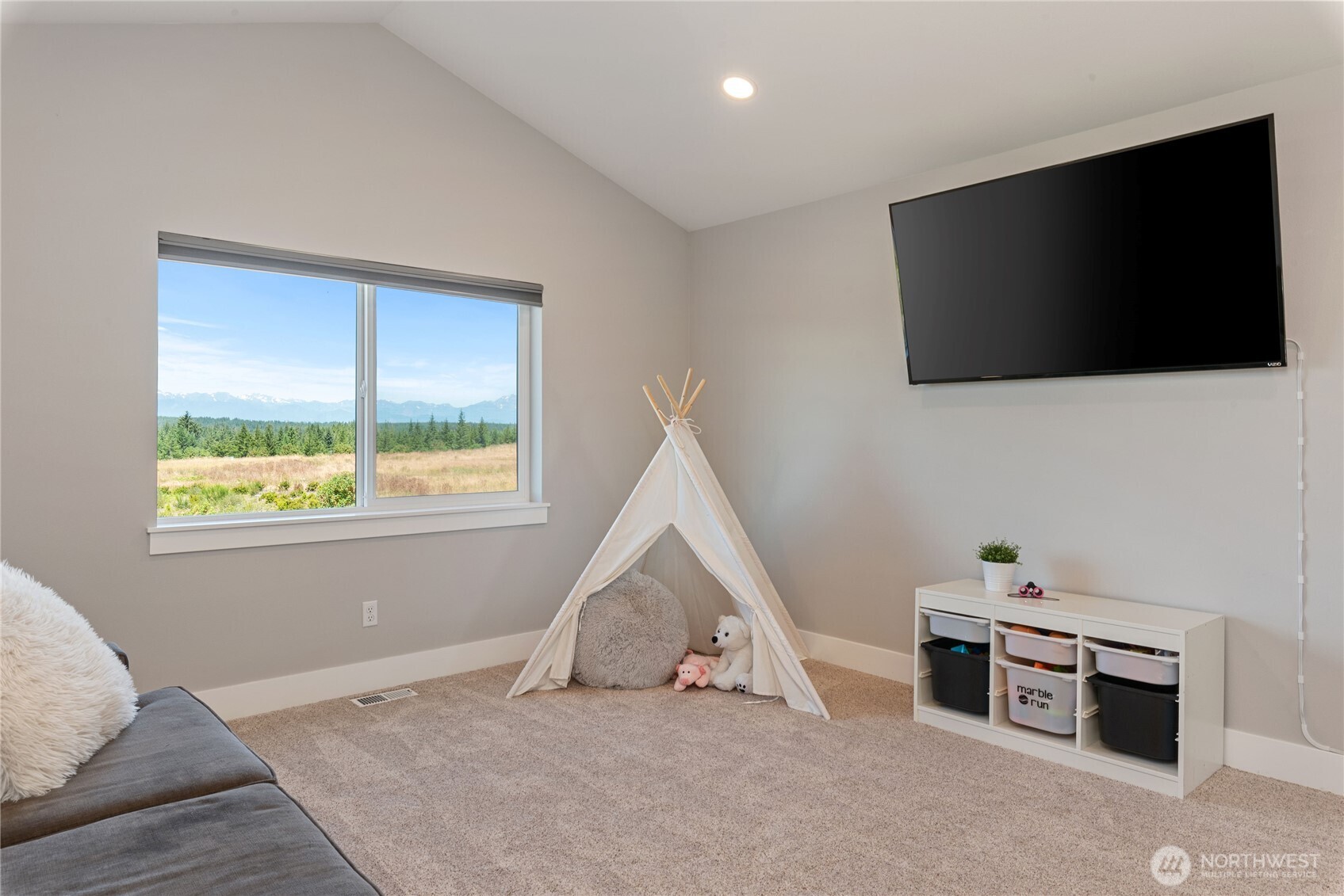 381 East Benson Ridge Road Grapeview, WA 98546 - Photo 25 of 40