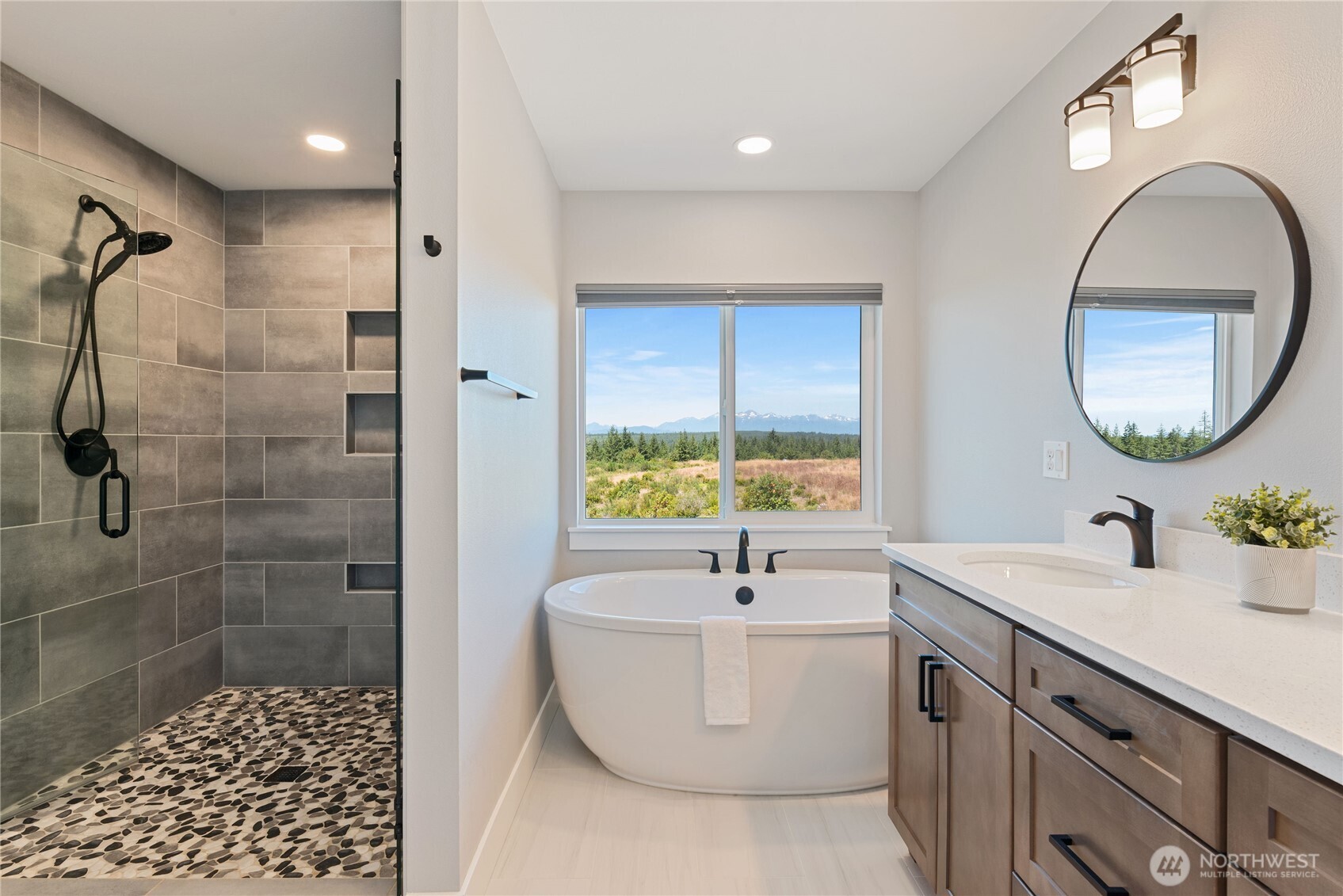 381 East Benson Ridge Road Grapeview, WA 98546 - Photo 31 of 40