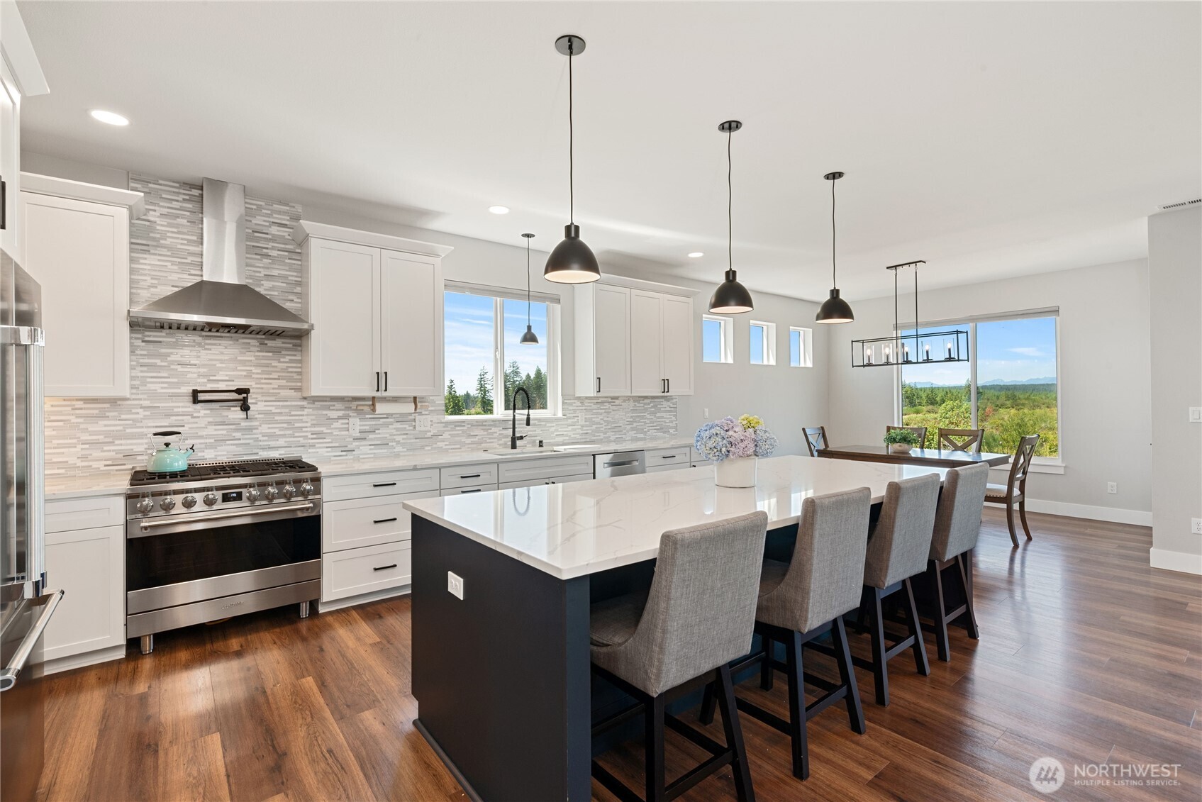 381 East Benson Ridge Road Grapeview, WA 98546 - Photo 7 of 40