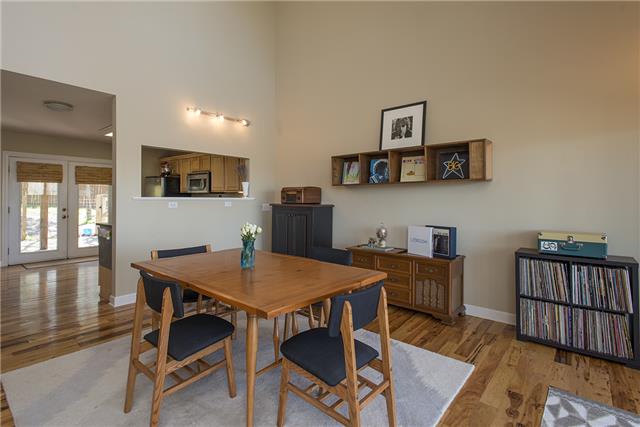 225 Wells Pointe Road Ashland City, TN 37015 - Photo 8 of 20 Neutral color palette, waiting for your personal touch.
