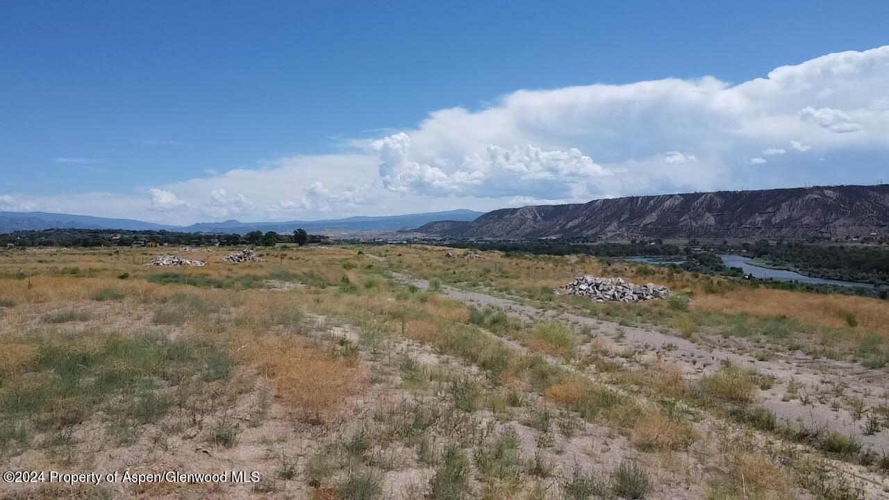 1823 Crockett Circle Rifle, CO 81650 - Photo 4 of 8 dji_fly_20230727_131942_0_1690485582257_