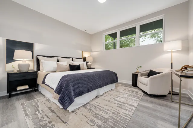 $4,500 | 1631 North Lawndale Avenue, Unit 1N, Chicago, IL 60647