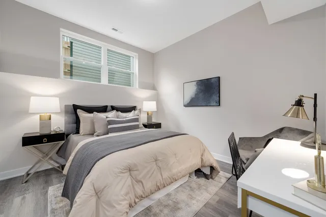 $4,500 | 1631 North Lawndale Avenue, Unit 1N, Chicago, IL 60647