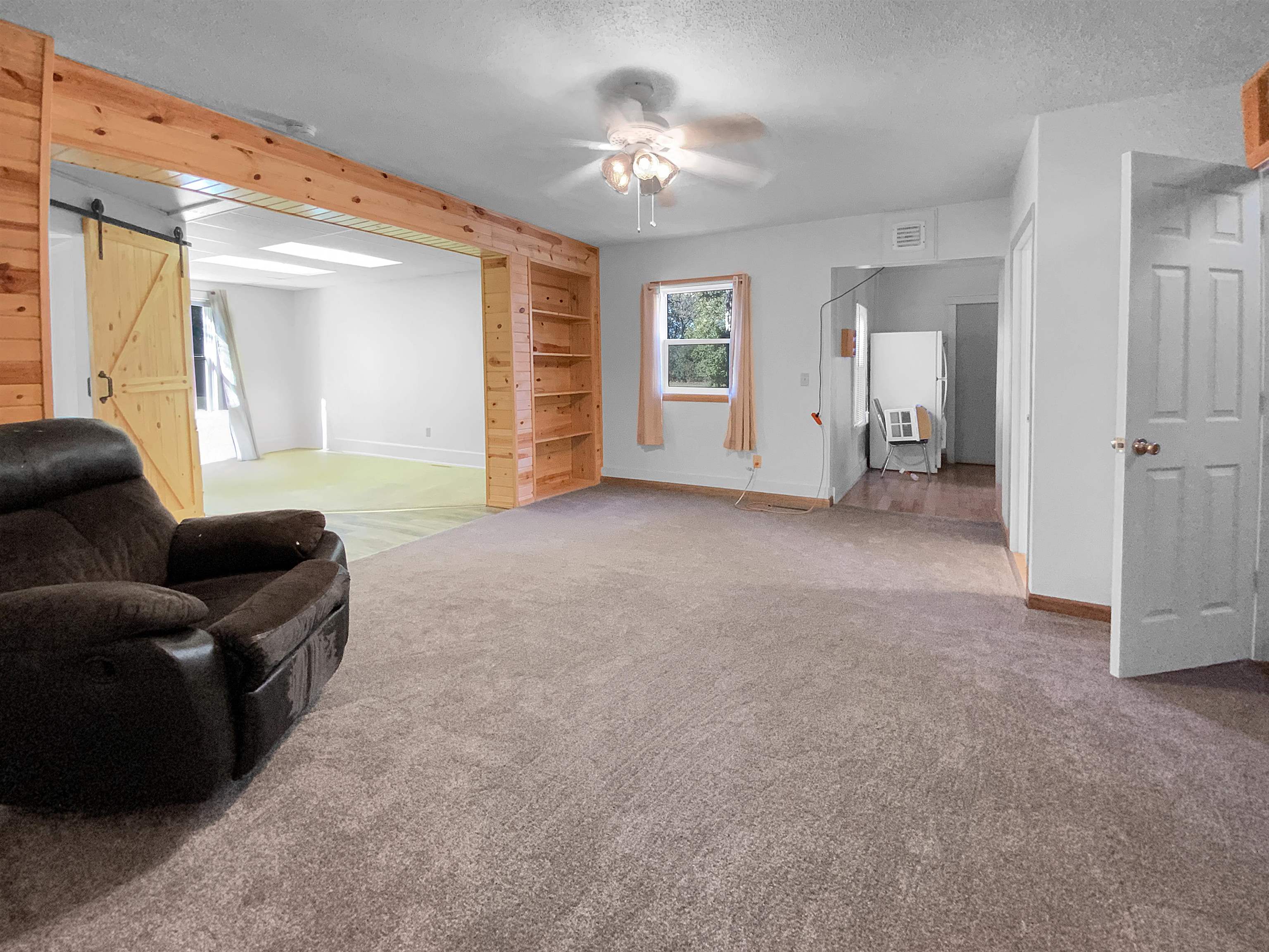 W11160 Apache Road Plainfield, WI 54966 - Photo 5 of 44