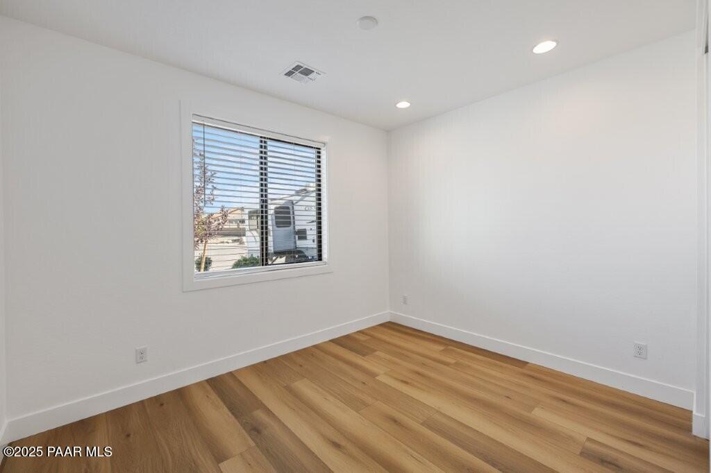5008 Atwood Court Prescott Valley, AZ 86314 - Photo 21 of 34 an empty room with a window