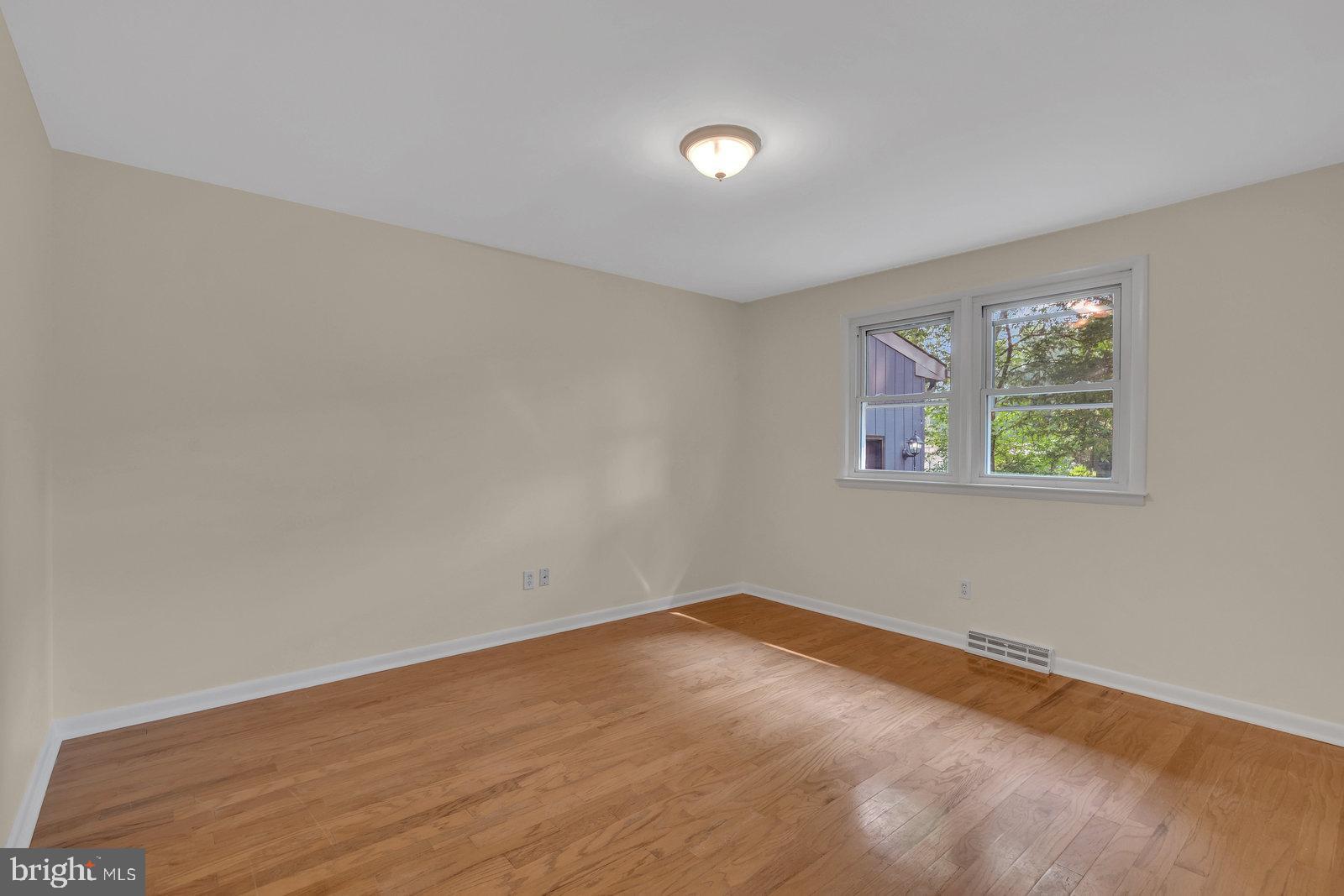 1608 Kresson Road Cherry Hill, NJ 08003 - Photo 27 of 56