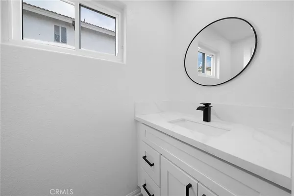 $460,000 | 373 Via Corsica, Hemet, CA 92545
