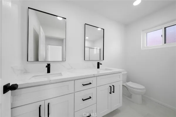 $460,000 | 373 Via Corsica, Hemet, CA 92545