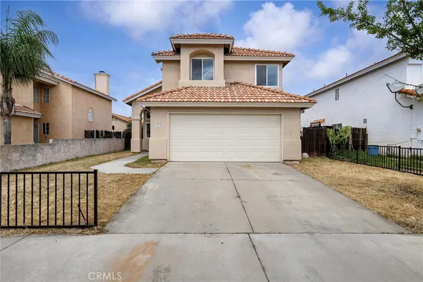 $460,000 | 373 Via Corsica, Hemet, CA 92545