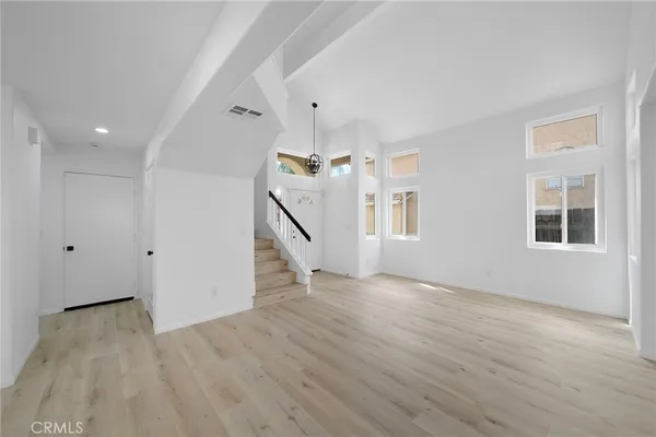 $460,000 | 373 Via Corsica, Hemet, CA 92545
