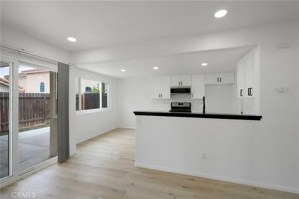 $460,000 | 373 Via Corsica, Hemet, CA 92545