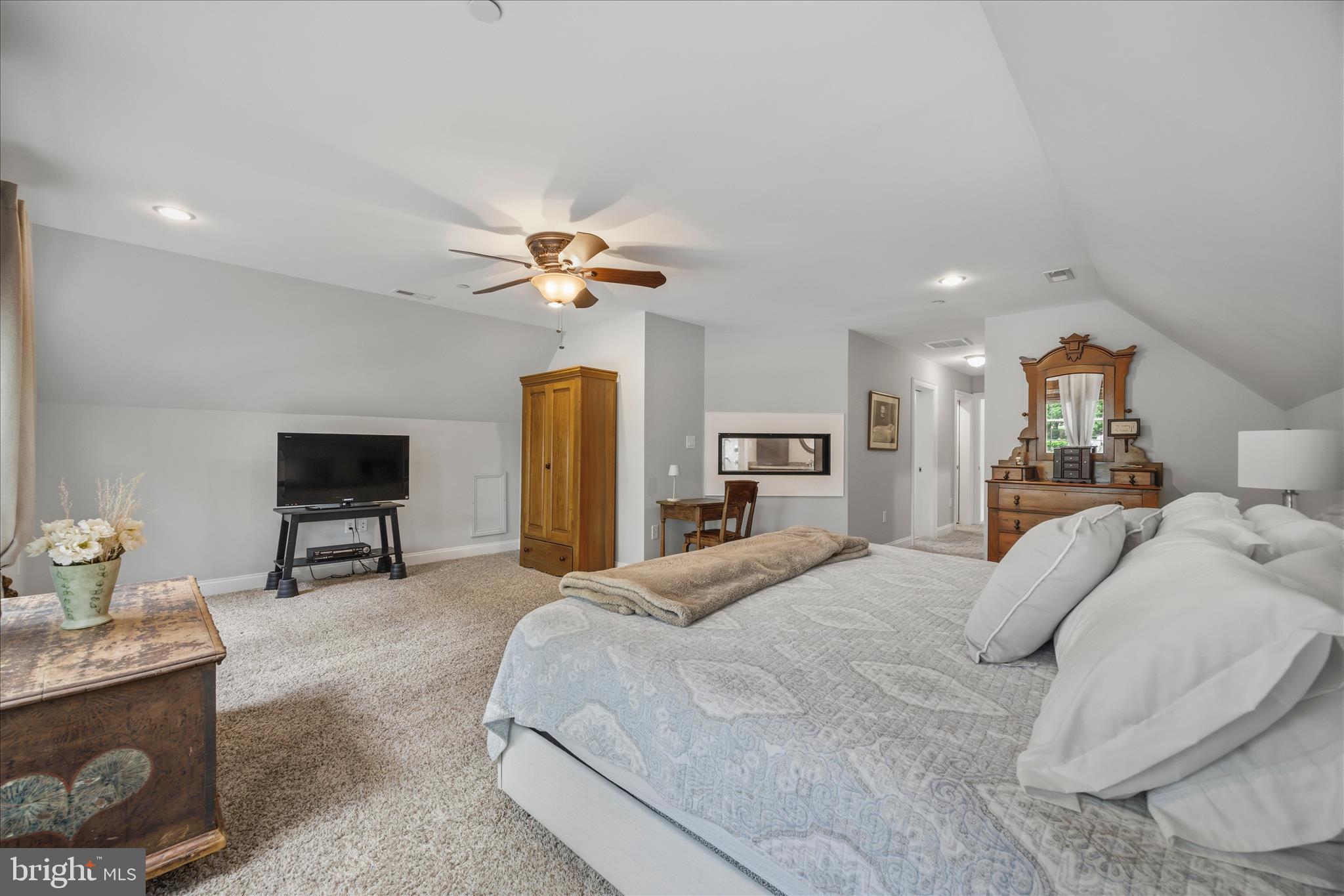 8382 Country Life Road Pasadena, MD 21122 - Photo 35 of 75