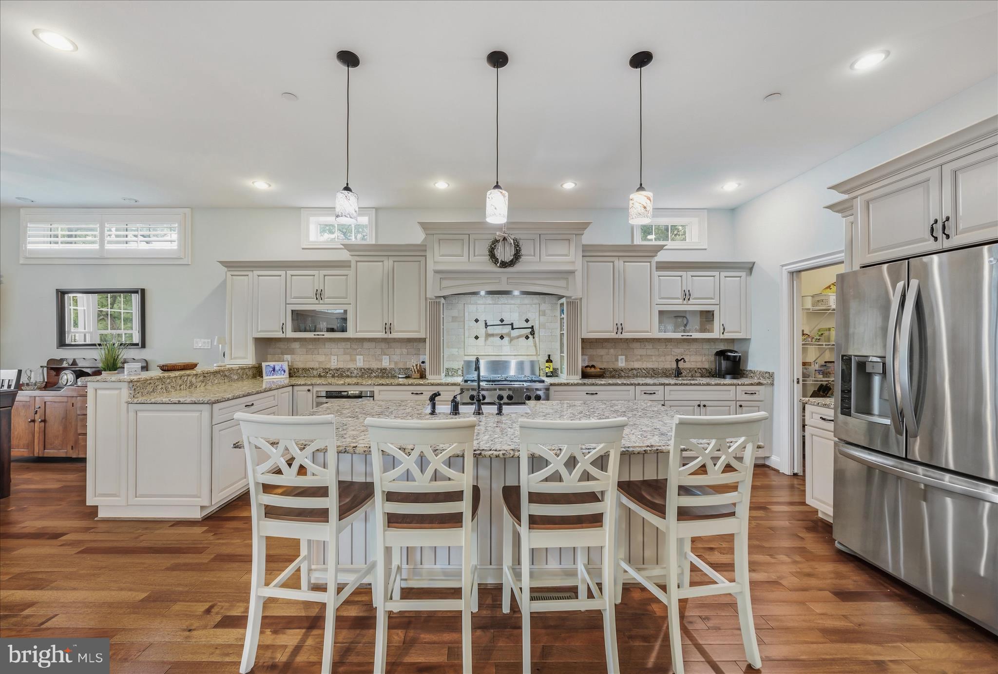 8382 Country Life Road Pasadena, MD 21122 - Photo 8 of 75