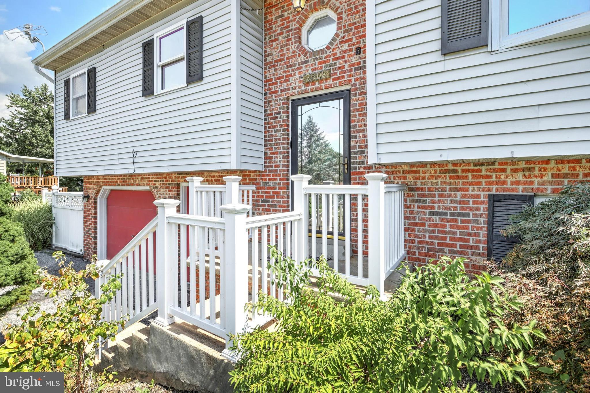 2508 Onyx Road York, PA 17408 - Photo 3 of 34 Gallery Image 3