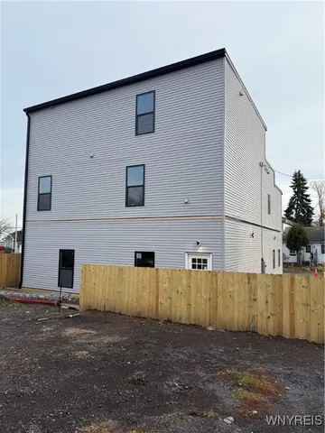 $625,000 | 1572 Van Buren Street, Newfane, NY 14126