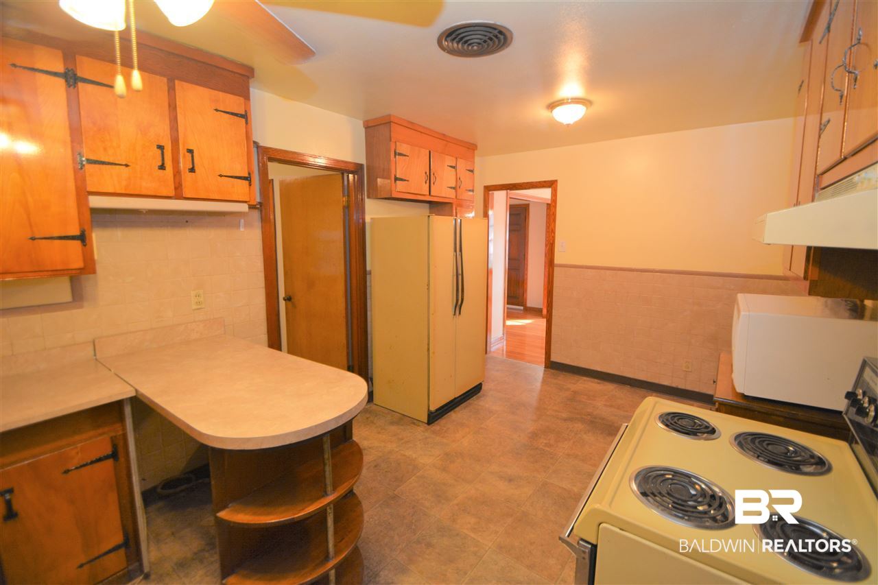 5454 Moffett Road Mobile, AL 36618 - Photo 11 of 31