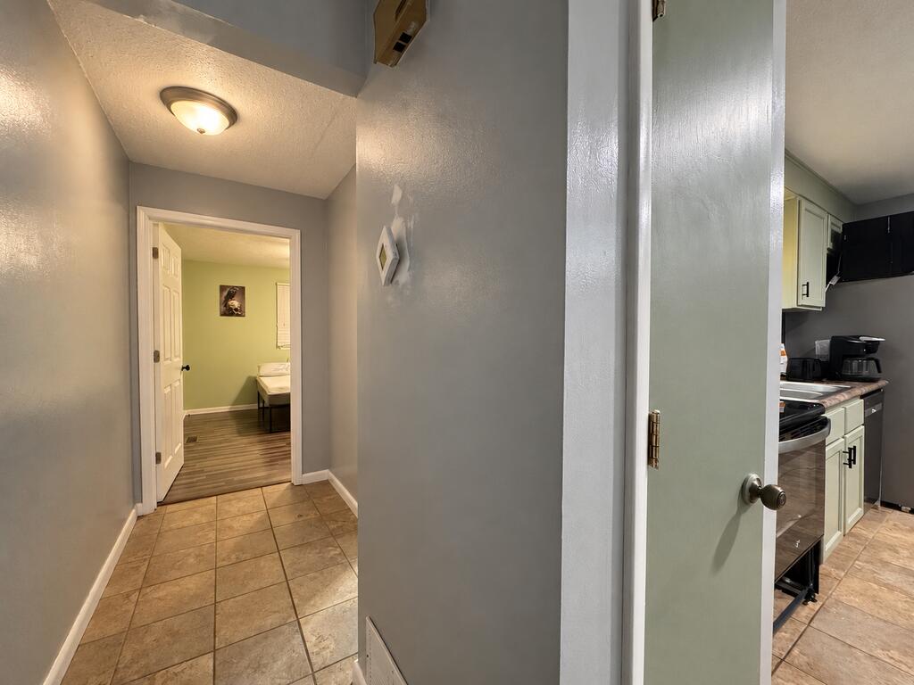 221 Rimview Drive Beckley, WV 25801 - Photo 10 of 18 Gallery Image 10