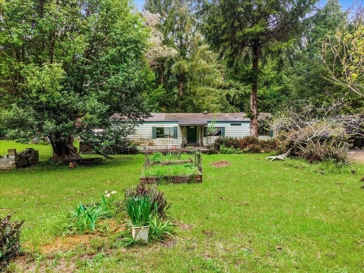 875 Alder Grove Road Arcata, CA 95521 - Photo 4 of 13