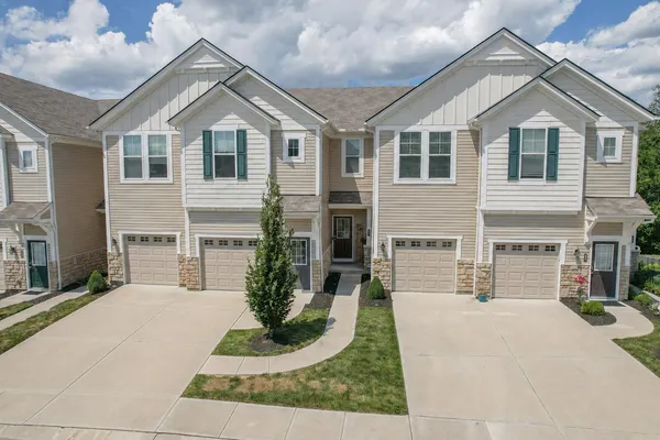 $329,900 | 652 Morven Park Drive, Unit 5D, Walton, KY 41094