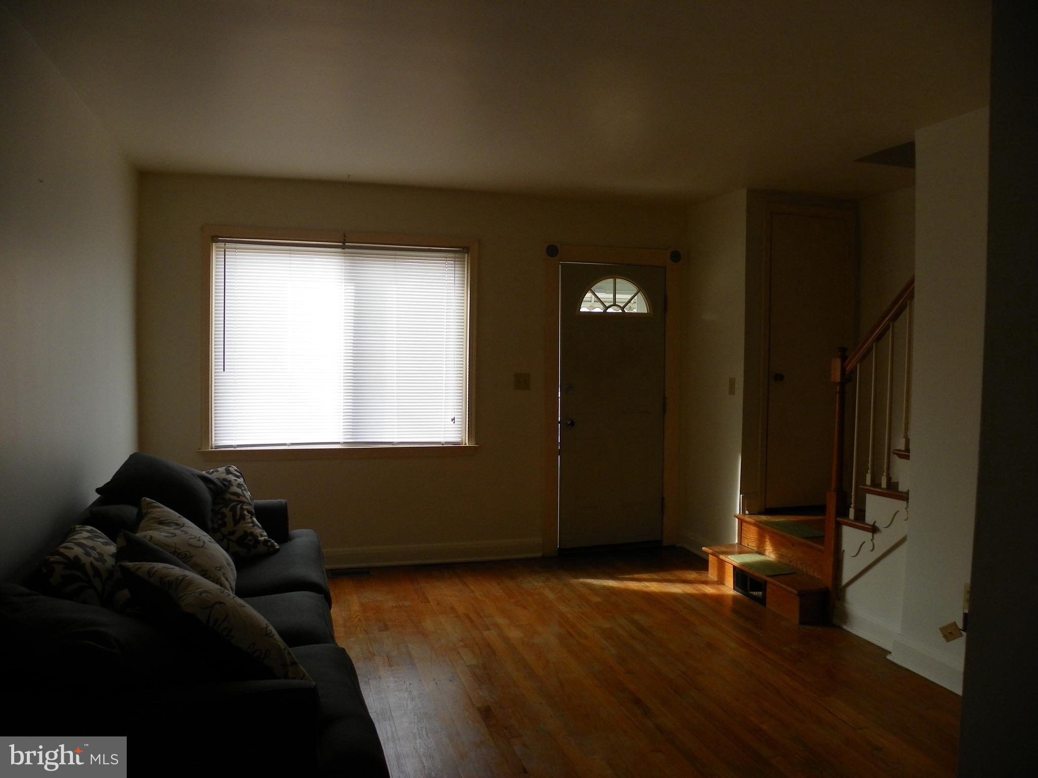 53 Wiltshire Road Baltimore, MD 21221 - Photo 4 of 14 Living Room