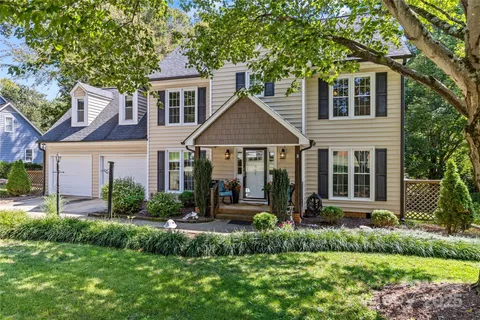 $489,000 | 301 Southfork Drive, Belmont, NC 28012