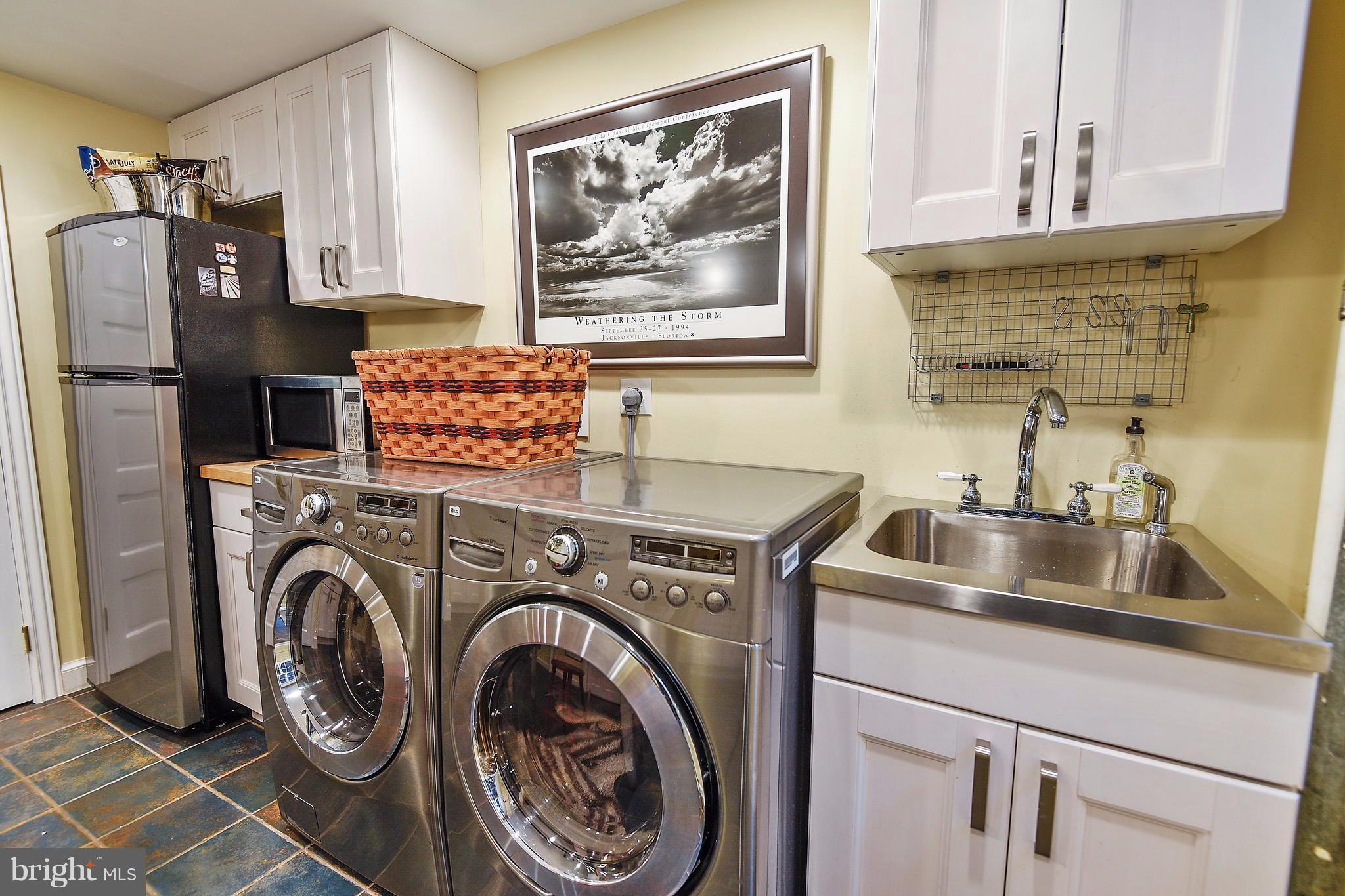 4201 Fordham Road Northwest Washington, DC 20016 - Photo 22 of 30 Laundry/Kitchenette