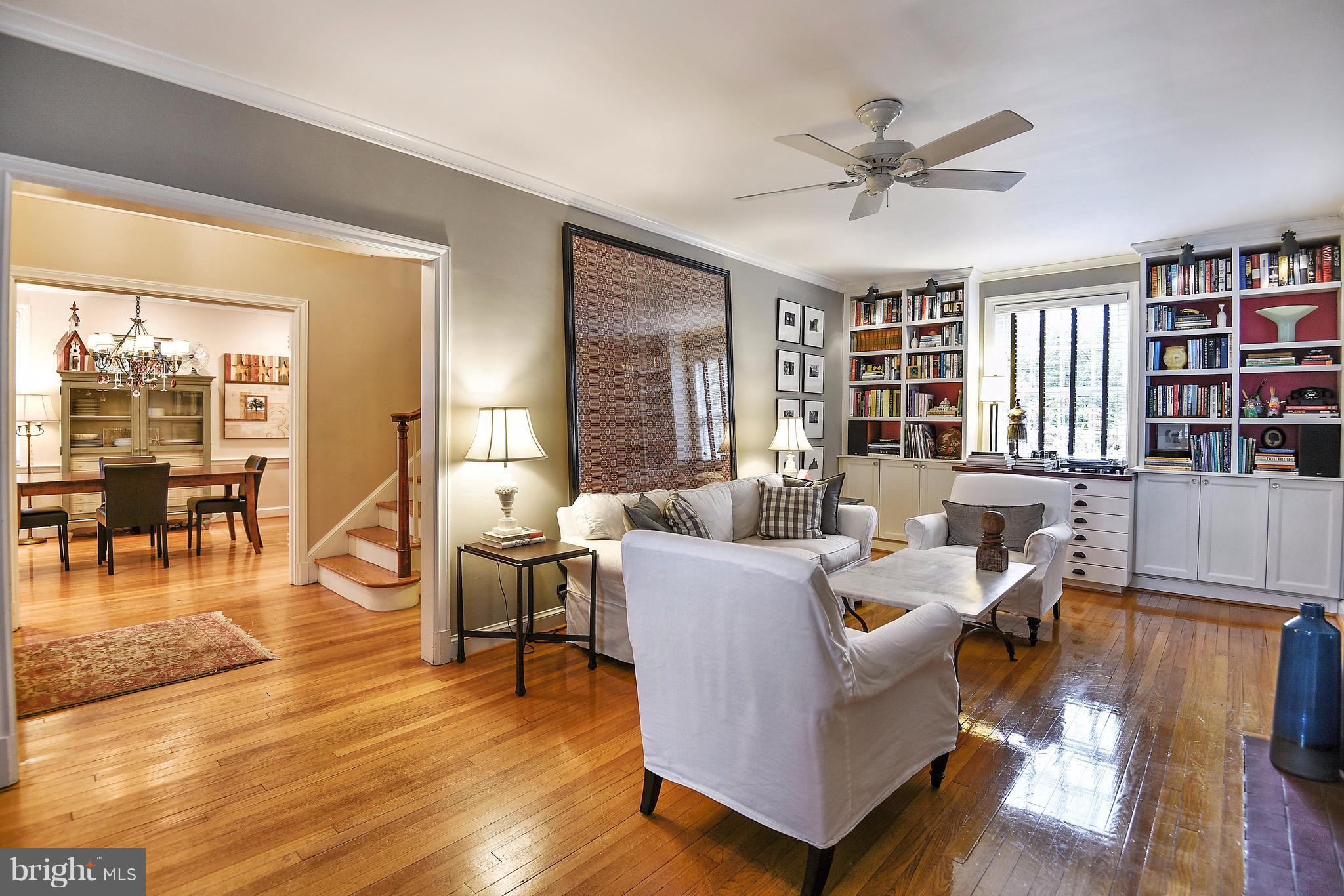 4201 Fordham Road Northwest Washington, DC 20016 - Photo 4 of 30 Living Room